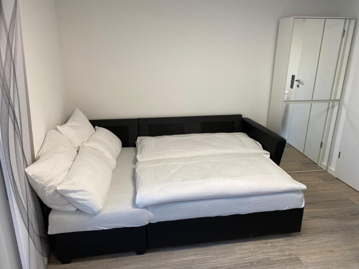 1,5 Zimmer Apartment In S-Bahn Naehe, 35 Qm, Max 4 Pers, Zentral, Private Terasse, Internet 250 Mbit Gaertringen Bagian luar foto