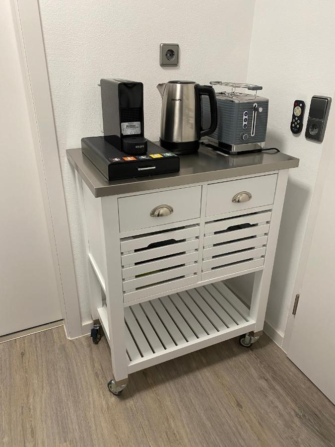 1,5 Zimmer Apartment In S-Bahn Naehe, 35 Qm, Max 4 Pers, Zentral, Private Terasse, Internet 250 Mbit Gaertringen Bagian luar foto