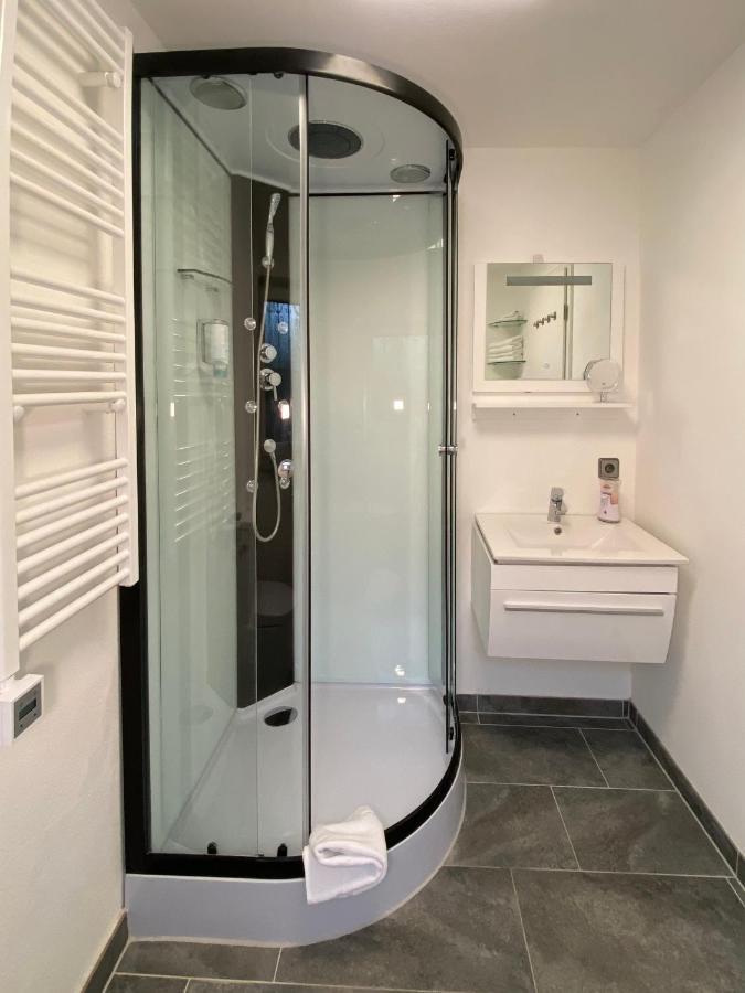 1,5 Zimmer Apartment In S-Bahn Naehe, 35 Qm, Max 4 Pers, Zentral, Private Terasse, Internet 250 Mbit Gaertringen Bagian luar foto