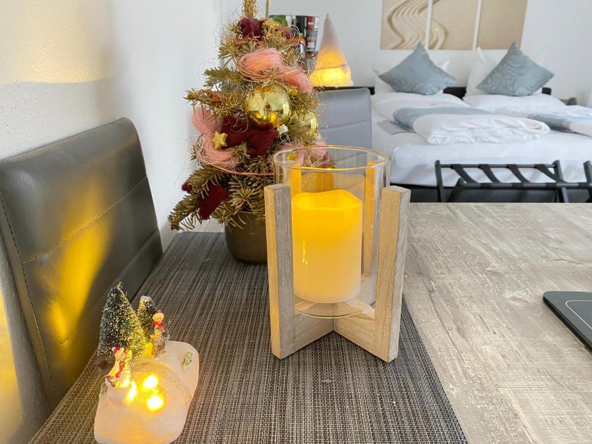 1,5 Zimmer Apartment In S-Bahn Naehe, 35 Qm, Max 4 Pers, Zentral, Private Terasse, Internet 250 Mbit Gaertringen Bagian luar foto